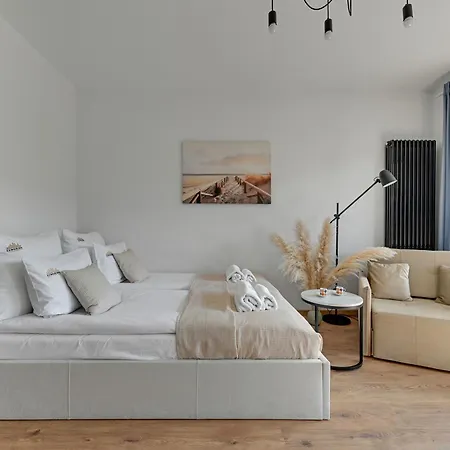 Dwie Motlawy Riverside & Center By Downtown Apartmanhotel 4*