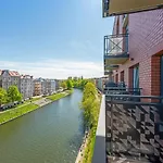 Lägenhetshotell Dwie Motlawy Riverside & Center By Downtown
