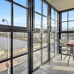 Dwie Motlawy Riverside & Center By Downtown Aparthotel 3*