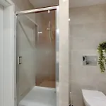 Aparthotel Dwie Motlawy Riverside & Center By Downtown 3*