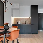 Dwie Motlawy Riverside & Center By Downtown Aparthotel