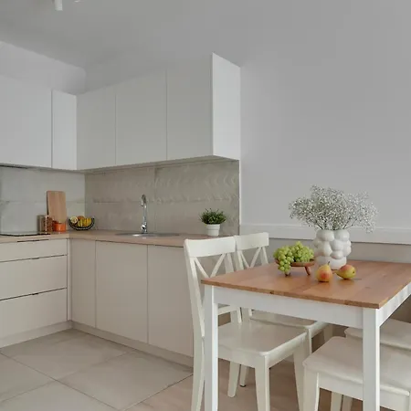 Ξενοδοχείο με διαμερίσματα Dwie Motlawy Riverside & Center By Downtown 3*