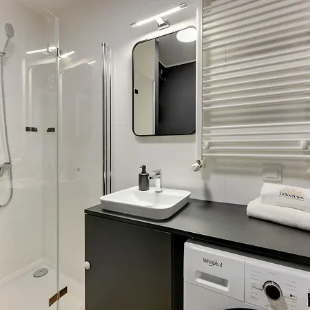 公寓式酒店 Dwie Motlawy Riverside & Center By Downtown 3*