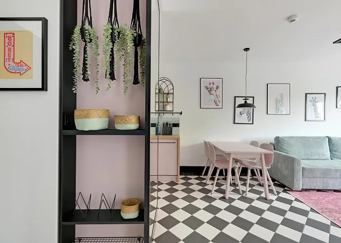 Apart-hotel Dwie Motlawy Riverside & Center By Downtown 4*