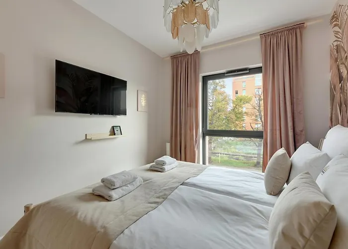 Dwie Motlawy Riverside & Center By Downtown